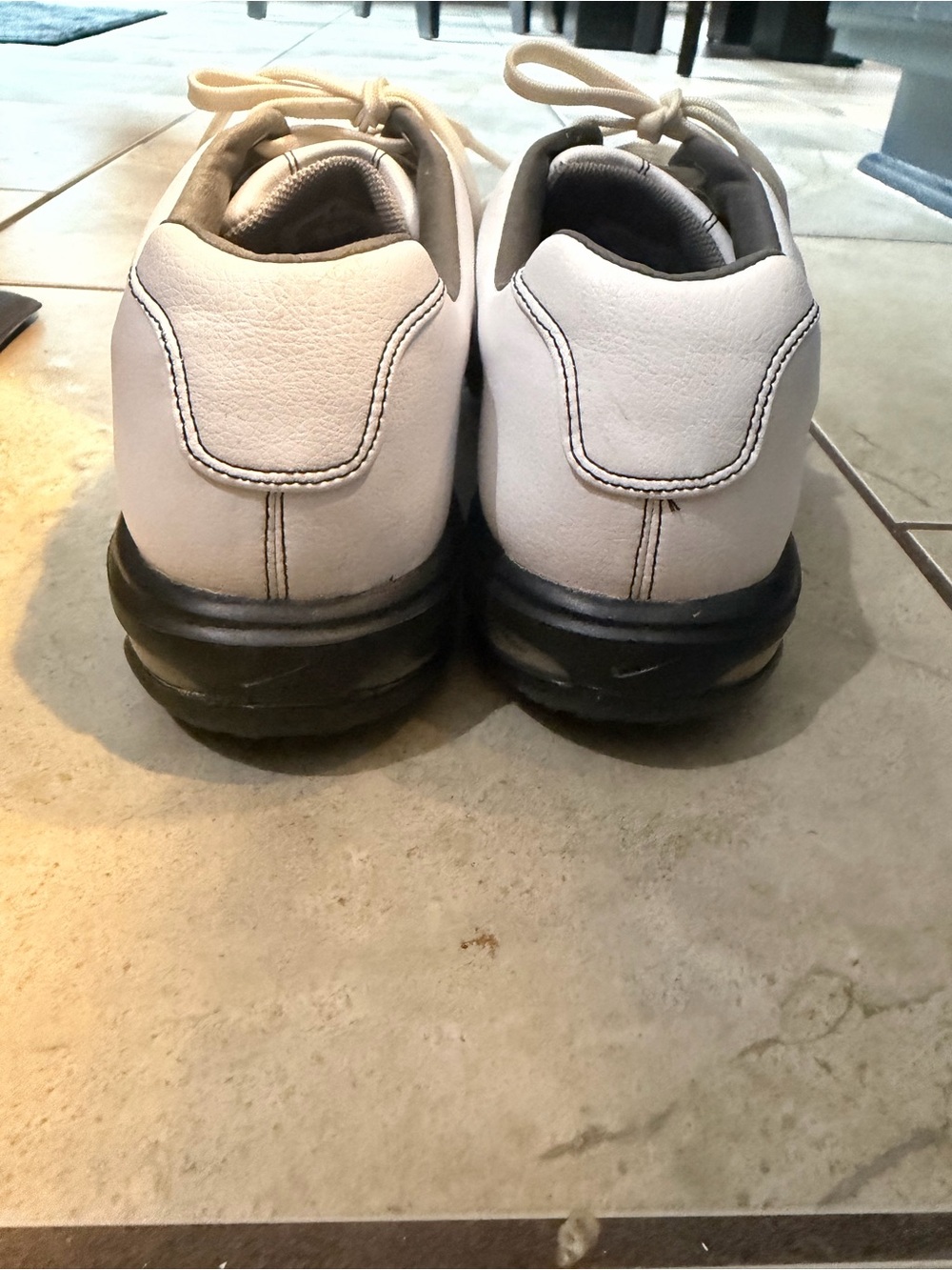 Nike White and Black Men's Air Golf Athletic Shoes - Picture 5 of 7